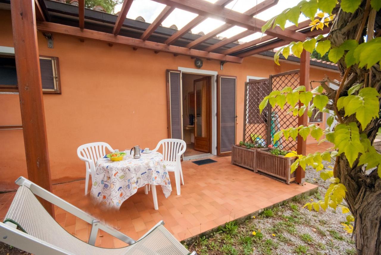 Residence Le Grazie Est Capoliveri  Exteriör bild