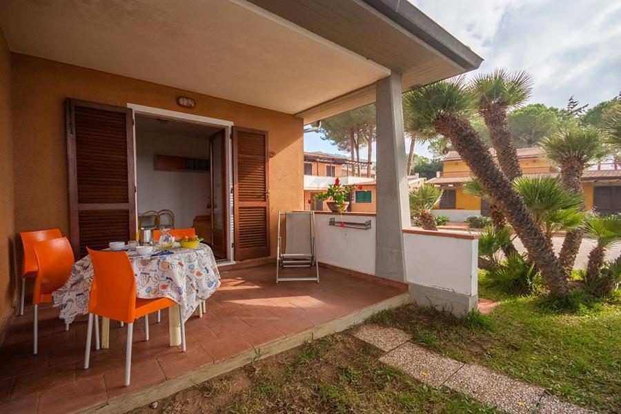 Residence Le Grazie Est Capoliveri  Exteriör bild