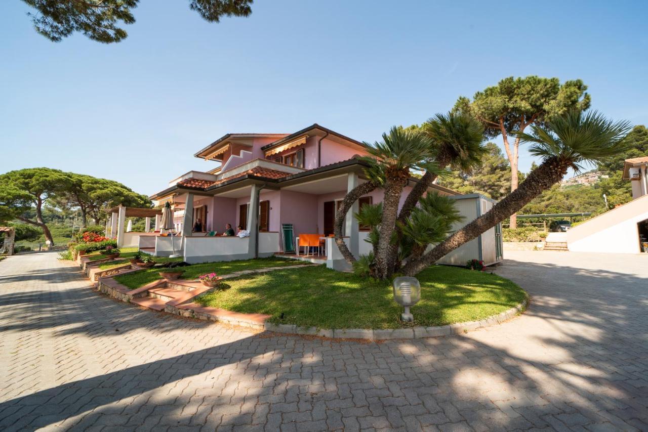 Residence Le Grazie Est Capoliveri  Exteriör bild