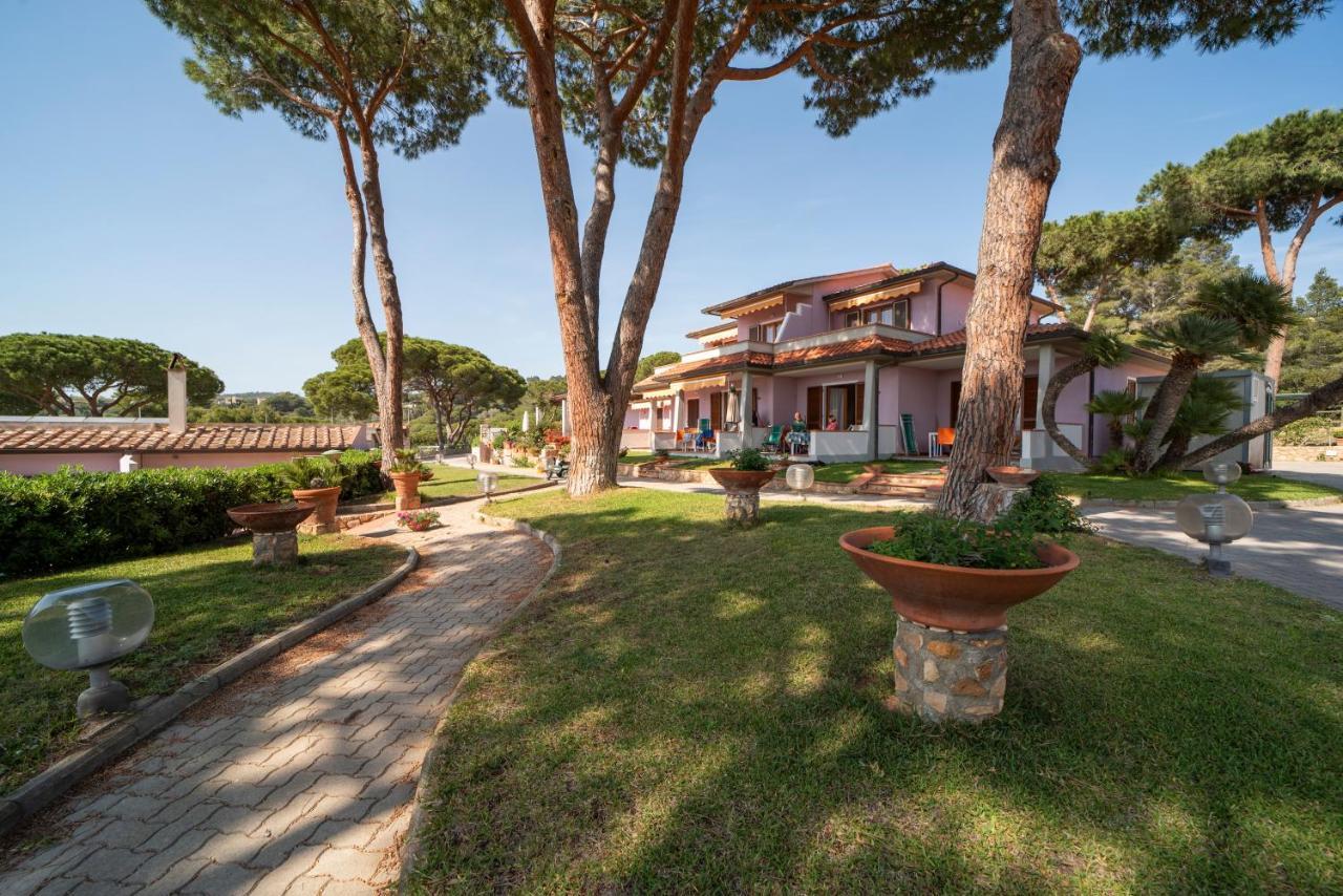 Residence Le Grazie Est Capoliveri  Exteriör bild